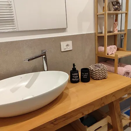 Apartman Al Capo In B - With Parking Trieszt