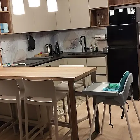 Al Capo In B - With Parking *